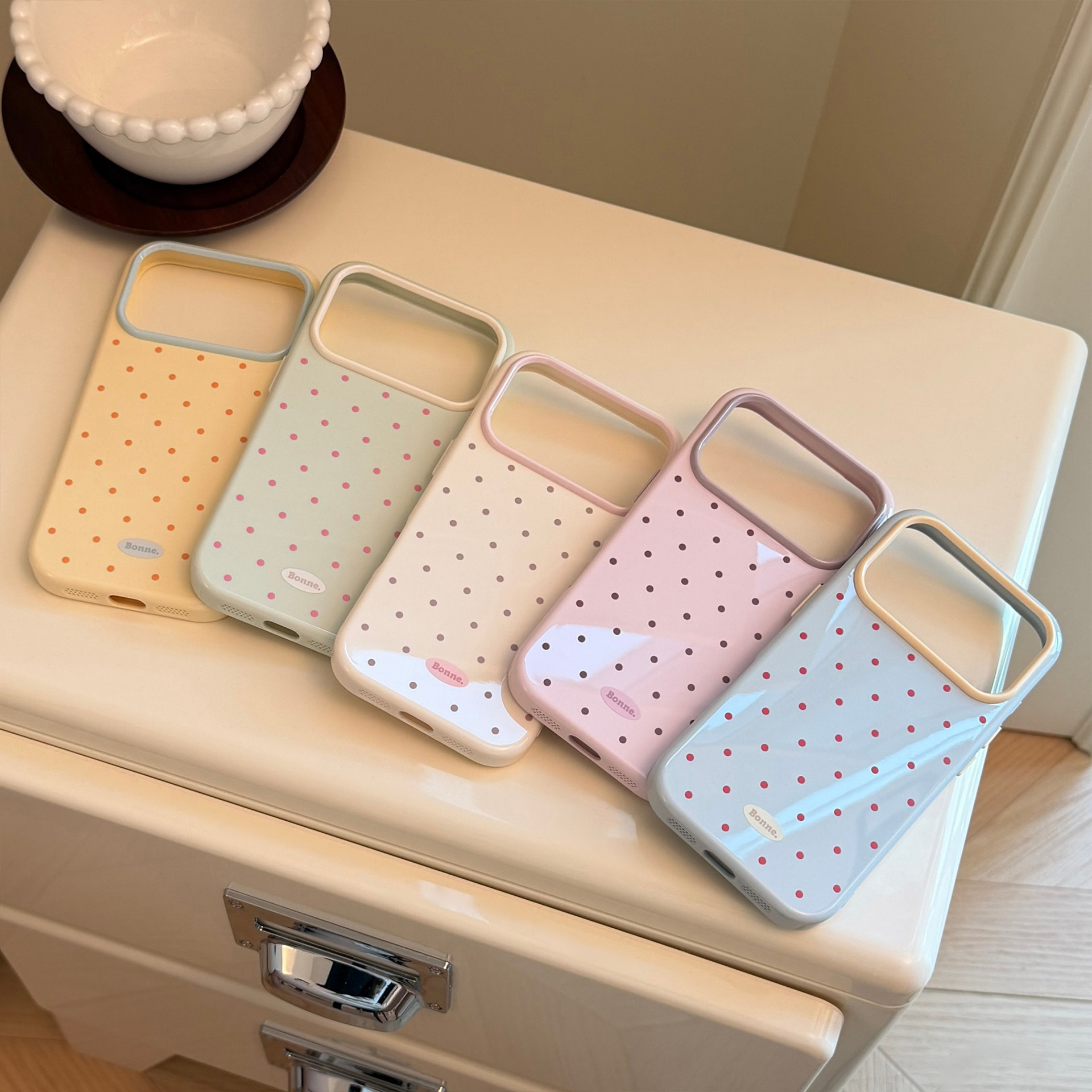 Korean Macaron Color Blocking  - огляд і ціна Phone Accessories Display